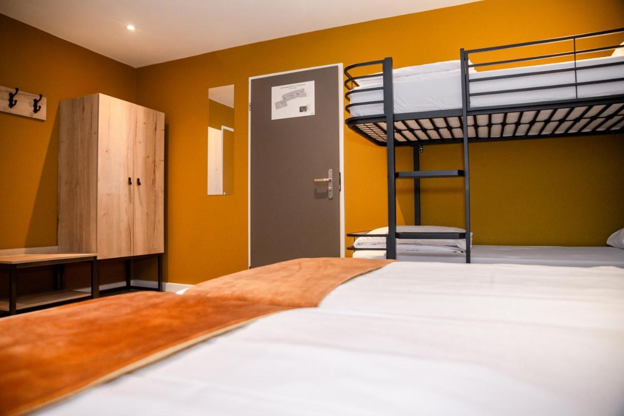 Hotel Onder De Linden Roden Bagian luar foto