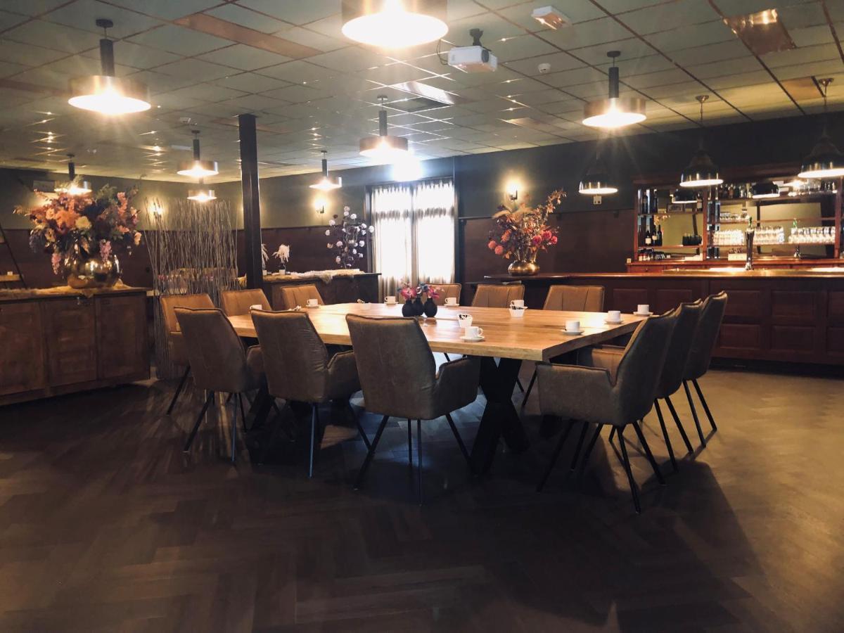 Hotel Onder De Linden Roden Bagian luar foto