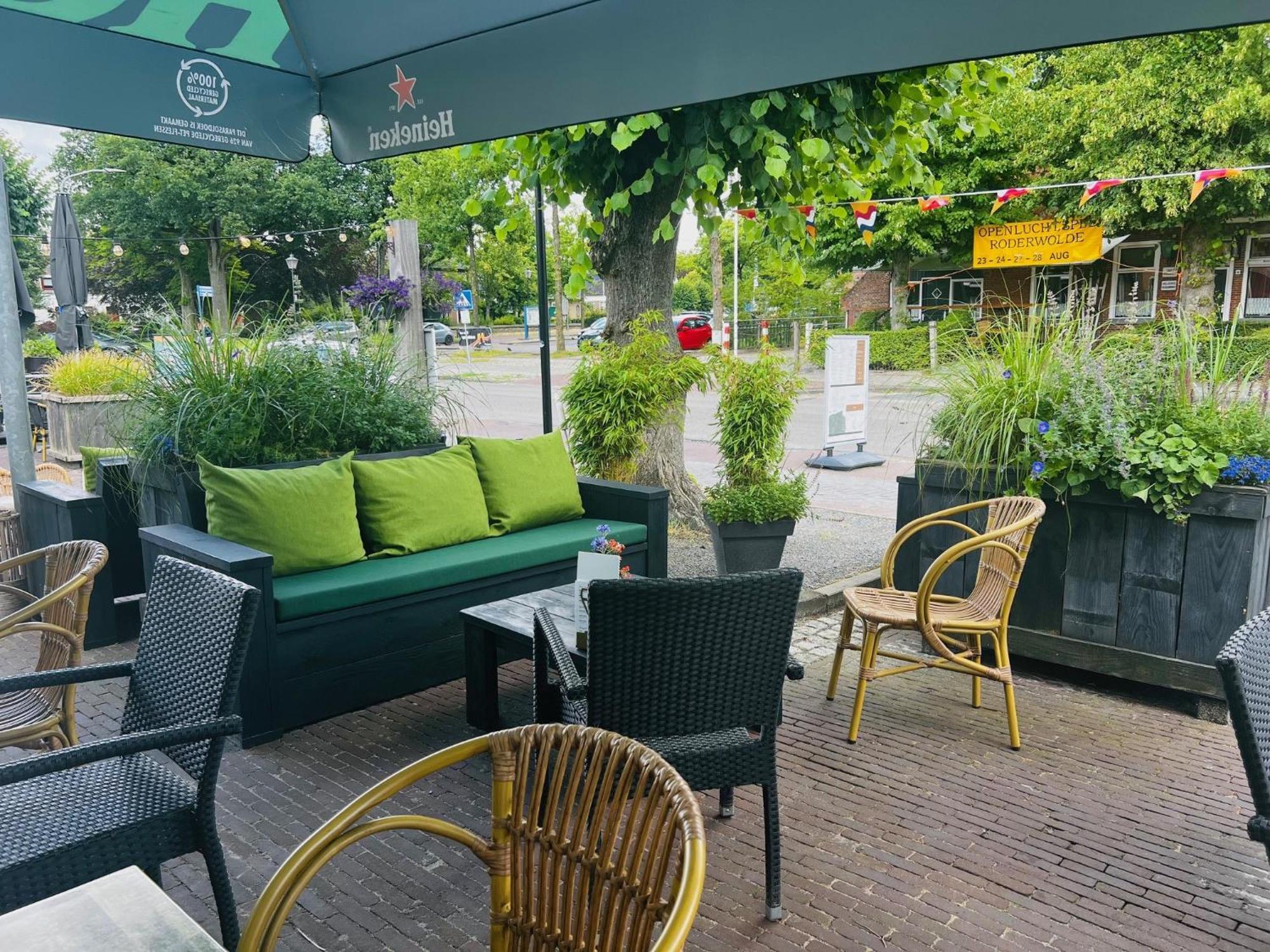 Hotel Onder De Linden Roden Bagian luar foto
